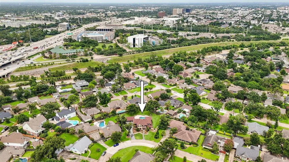 2030 Willowmoss Court Houston, TX 77008