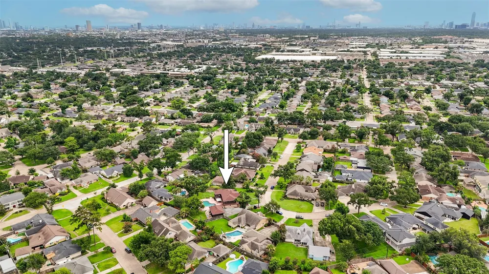 2030 Willowmoss Court Houston, TX 77008