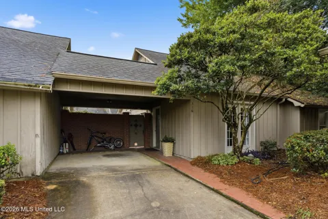 316 River Place