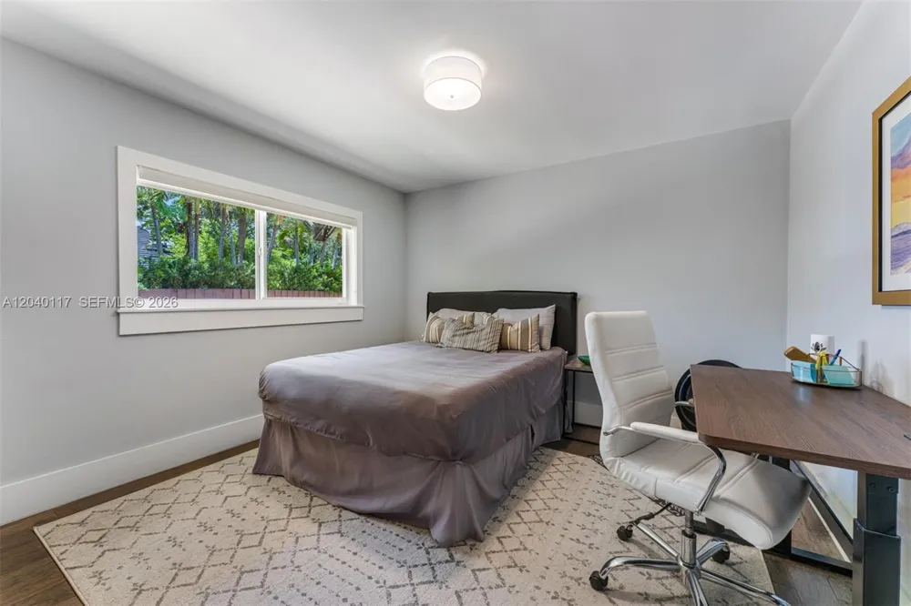 11721 Jacaranda Pl Coral Gables, FL 33156