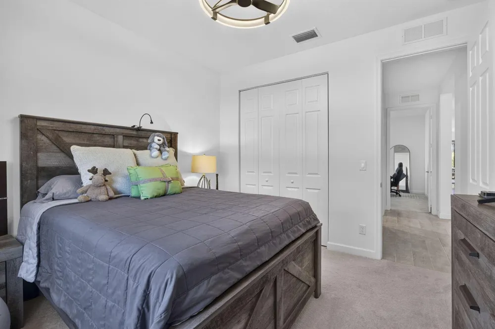 1217 Wandering Willow Way Loxahatchee, FL 33470