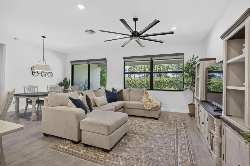 1217 Wandering Willow Way Loxahatchee, FL 33470