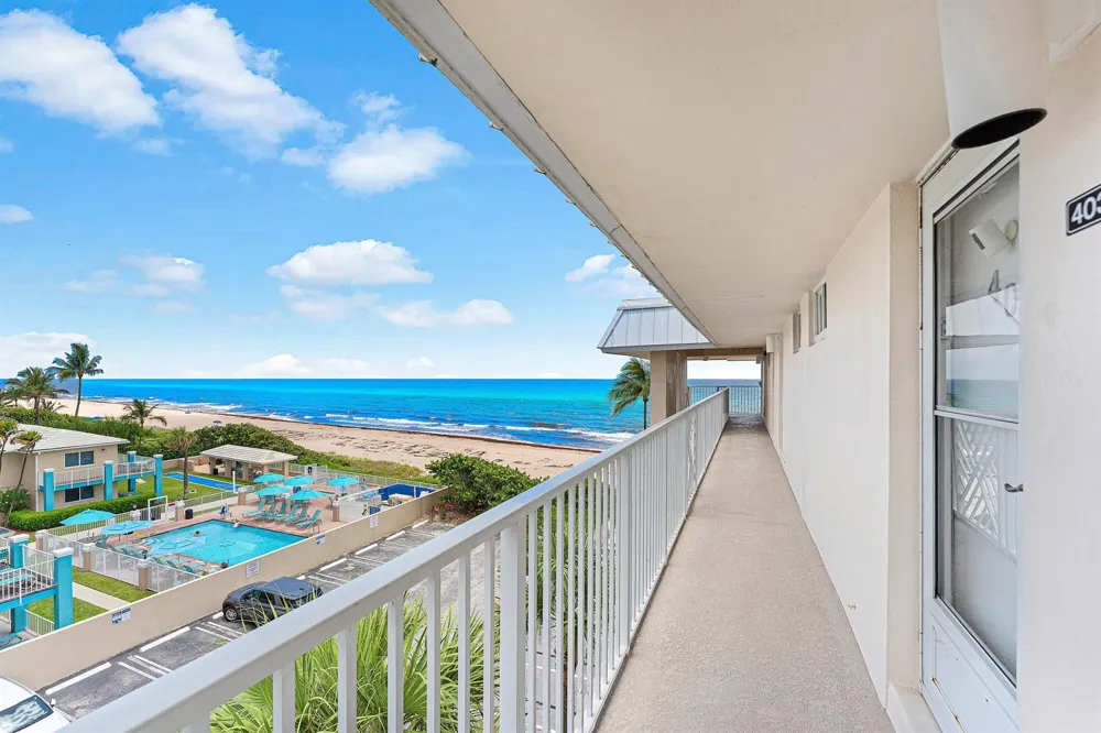 3851 Ocean Boulevard #403 Gulf Stream, FL 33483