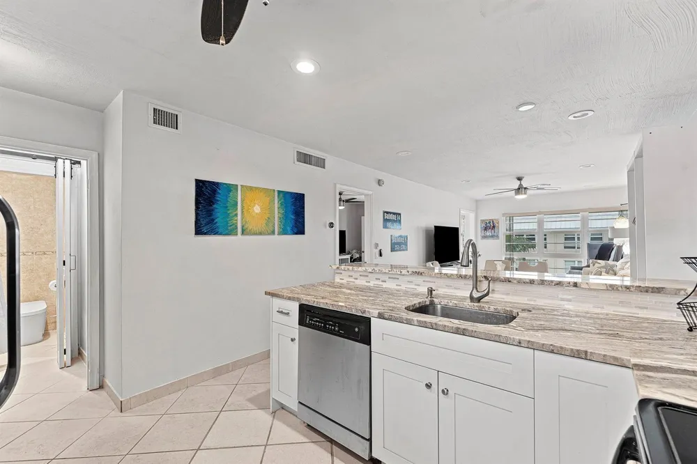 3851 Ocean Boulevard #403 Gulf Stream, FL 33483