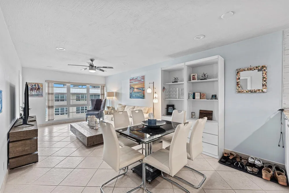 3851 Ocean Boulevard #403 Gulf Stream, FL 33483
