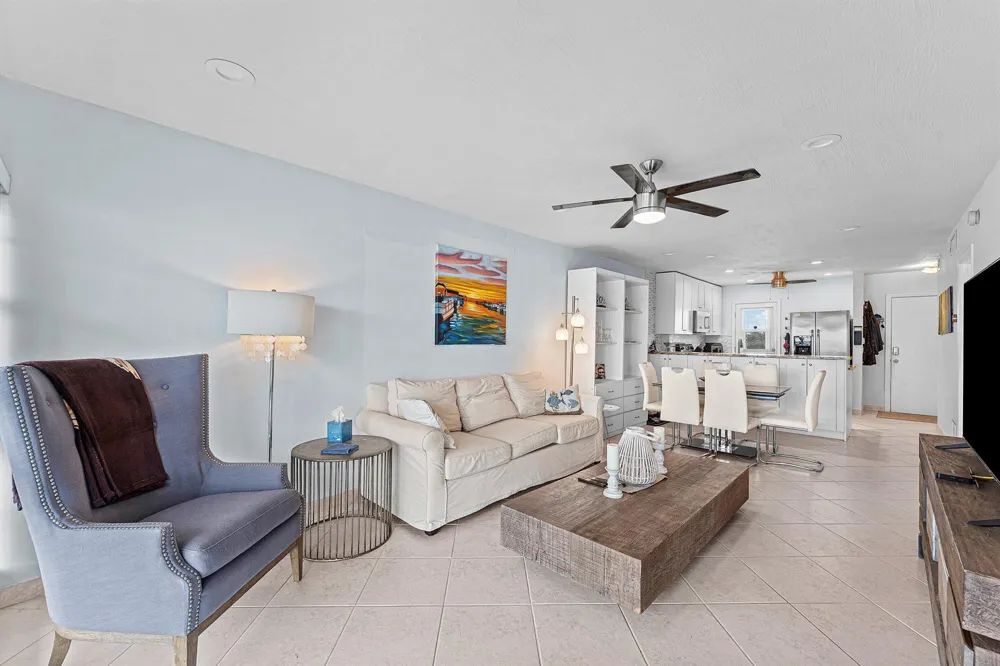 3851 Ocean Boulevard #403 Gulf Stream, FL 33483