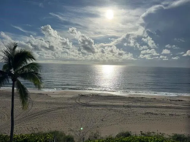 3851 Ocean Boulevard #403 Gulf Stream, FL 33483