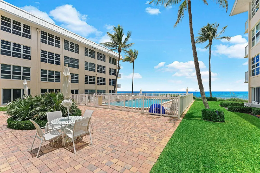 3851 Ocean Boulevard #403 Gulf Stream, FL 33483