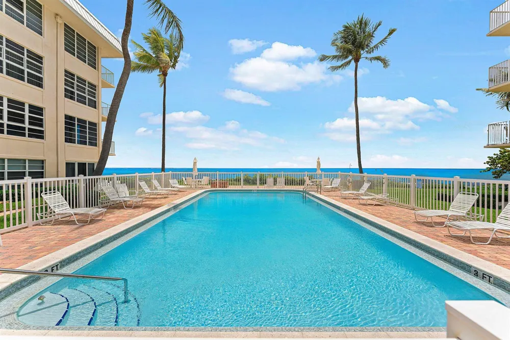 3851 Ocean Boulevard #403 Gulf Stream, FL 33483