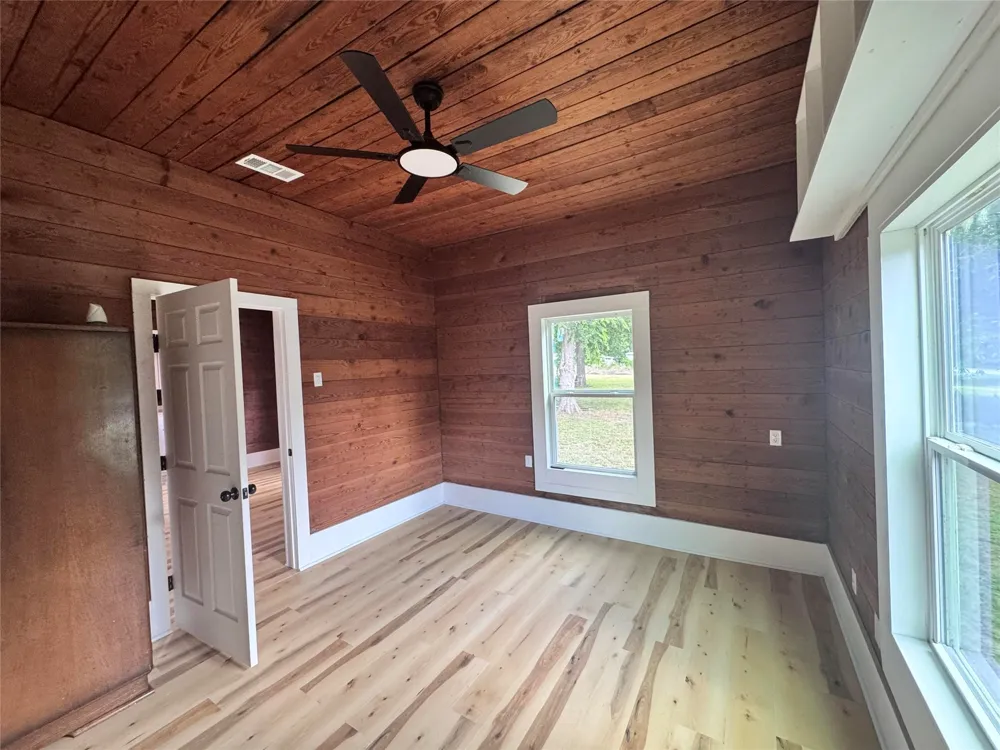 700 Avenue H Blanket, TX 76432