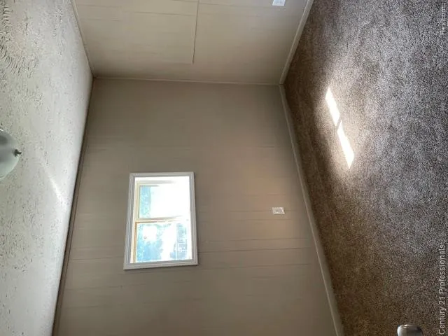 15392 Dixie Redford Charter Township, MI 48239