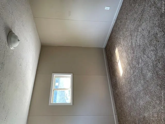 15392 Dixie Redford Charter Township, MI 48239