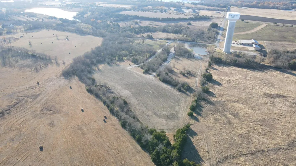 273 Bh Cooke Lane Van Alstyne, TX 75495