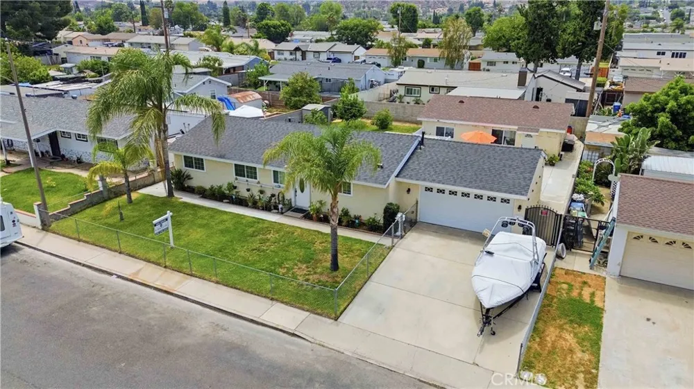 1582 Dakin Simi Valley, CA 93065