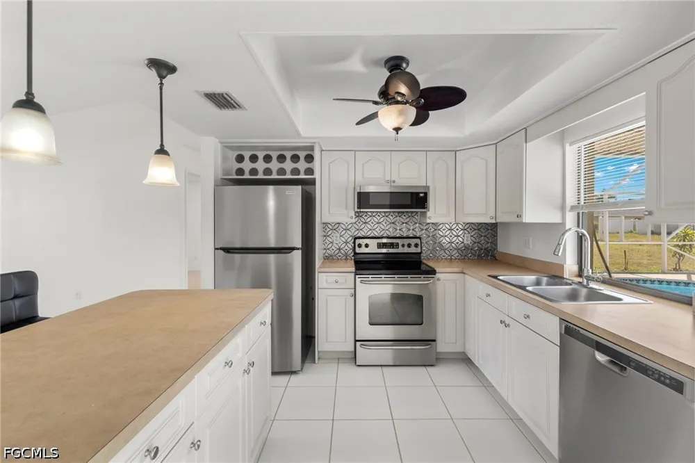 Country Club Boulevard Cape Coral, FL 33990
