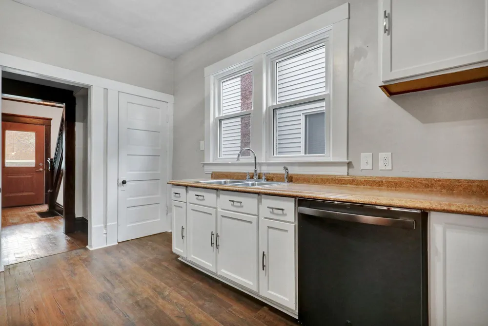 505 W Lenawee Street Lansing, MI 48933