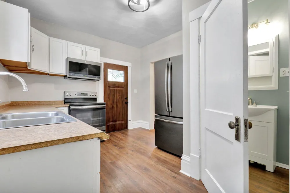 505 W Lenawee Street Lansing, MI 48933