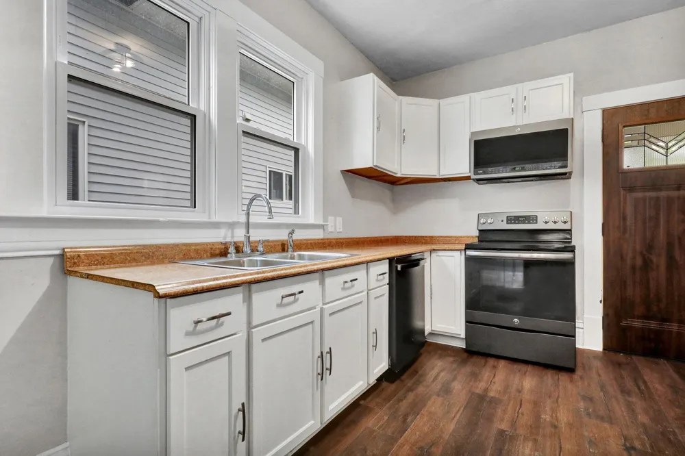 505 W Lenawee Street Lansing, MI 48933