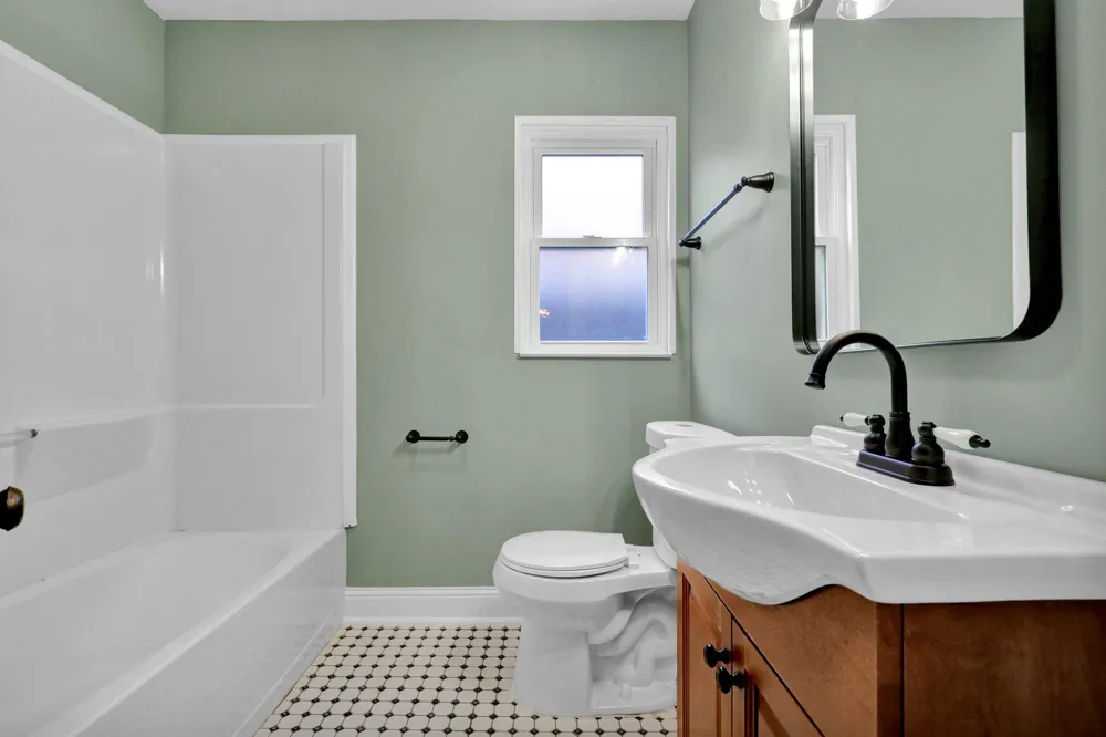 505 W Lenawee Street Lansing, MI 48933