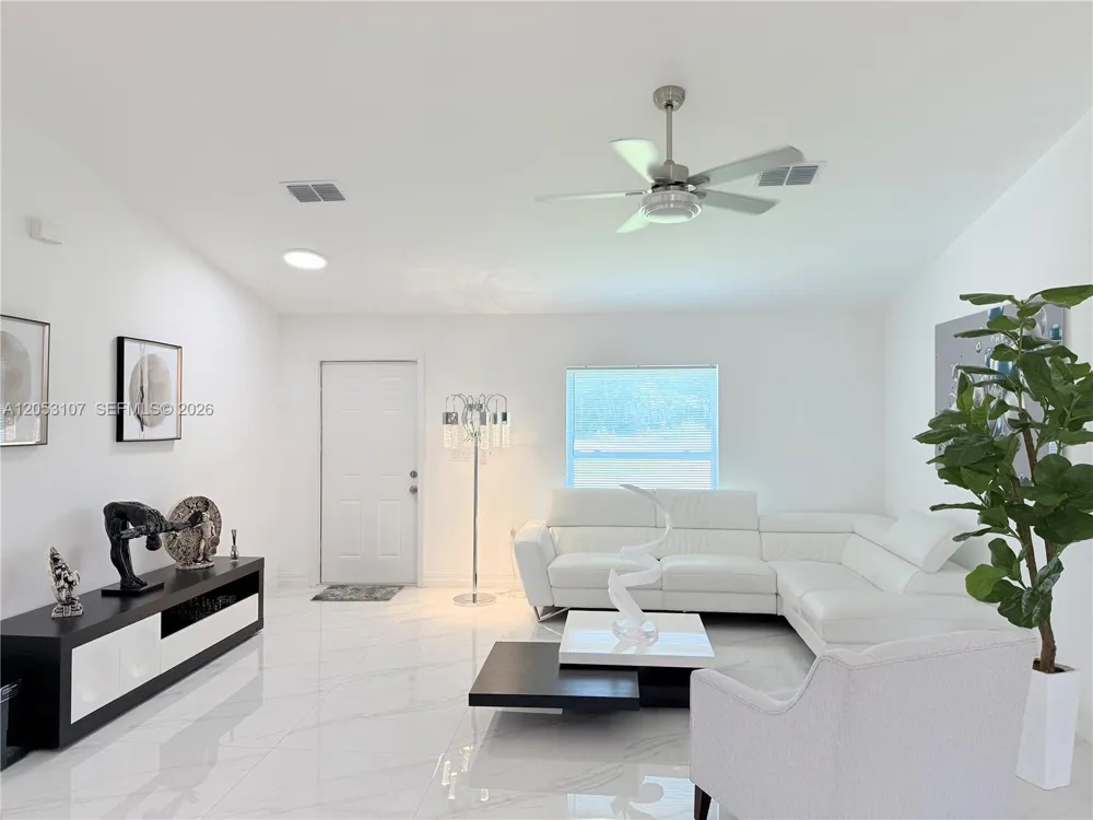 700 Connecticut #Ln Lehigh Acres, FL 33936