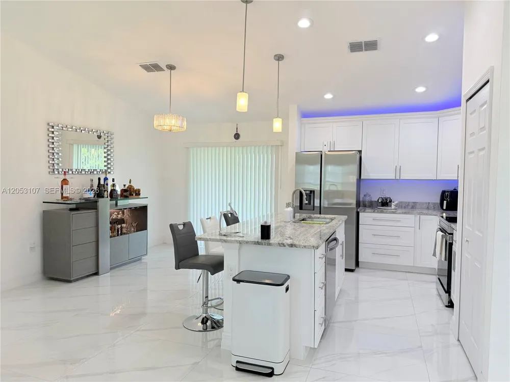 700 Connecticut #Ln Lehigh Acres, FL 33936
