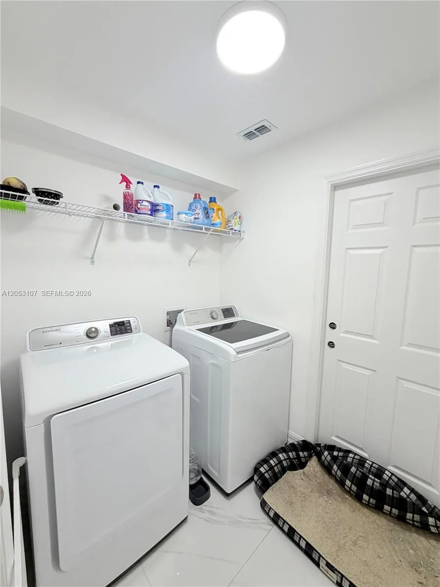 700 Connecticut #Ln Lehigh Acres, FL 33936