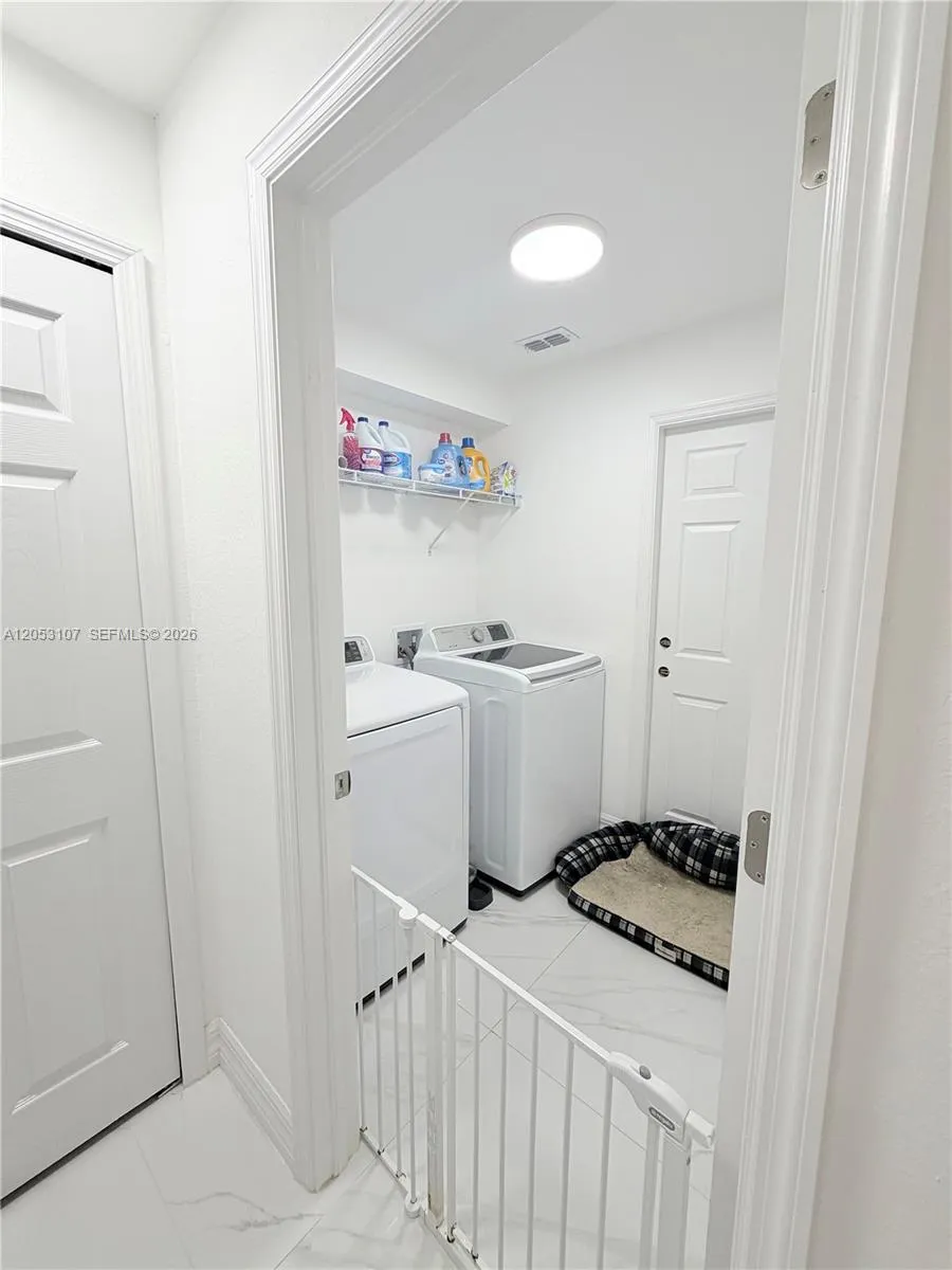 700 Connecticut #Ln Lehigh Acres, FL 33936