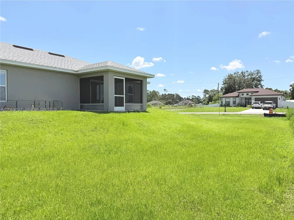700 Connecticut #Ln Lehigh Acres, FL 33936