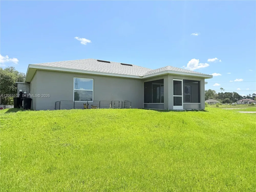 700 Connecticut #Ln Lehigh Acres, FL 33936