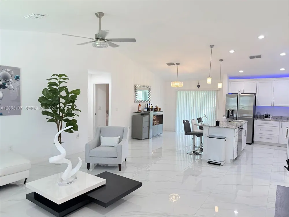 700 Connecticut #Ln Lehigh Acres, FL 33936