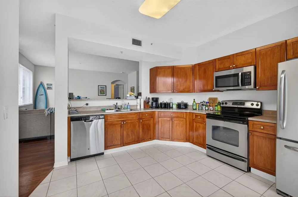 11029 LEGACY BOULEVARD #201 Palm Beach Gardens, FL 33410