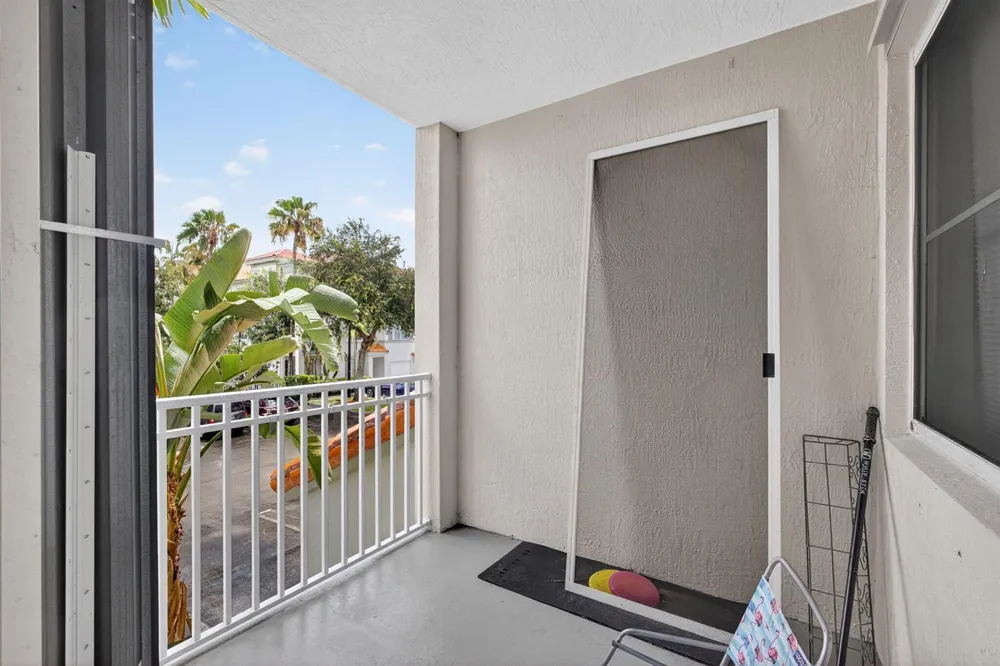 11029 LEGACY BOULEVARD #201 Palm Beach Gardens, FL 33410
