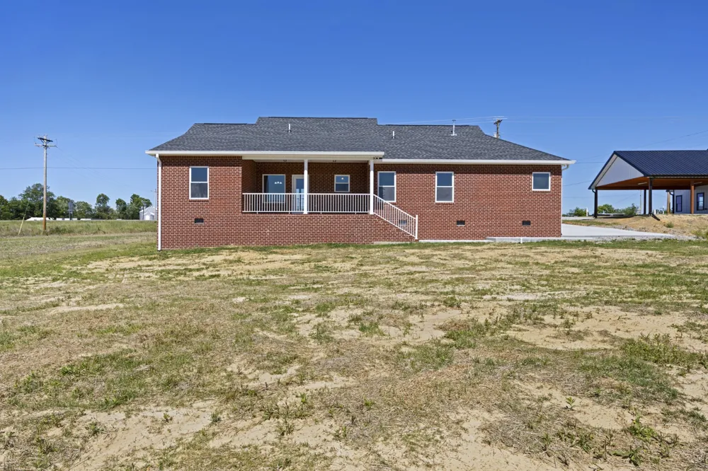6265 McMinnville Hwy Smithville, TN 37166