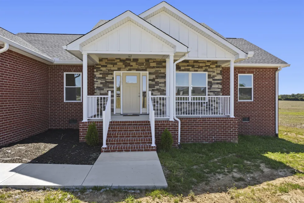 6265 McMinnville Hwy Smithville, TN 37166