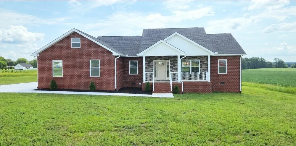 6265 McMinnville Hwy Smithville, TN 37166