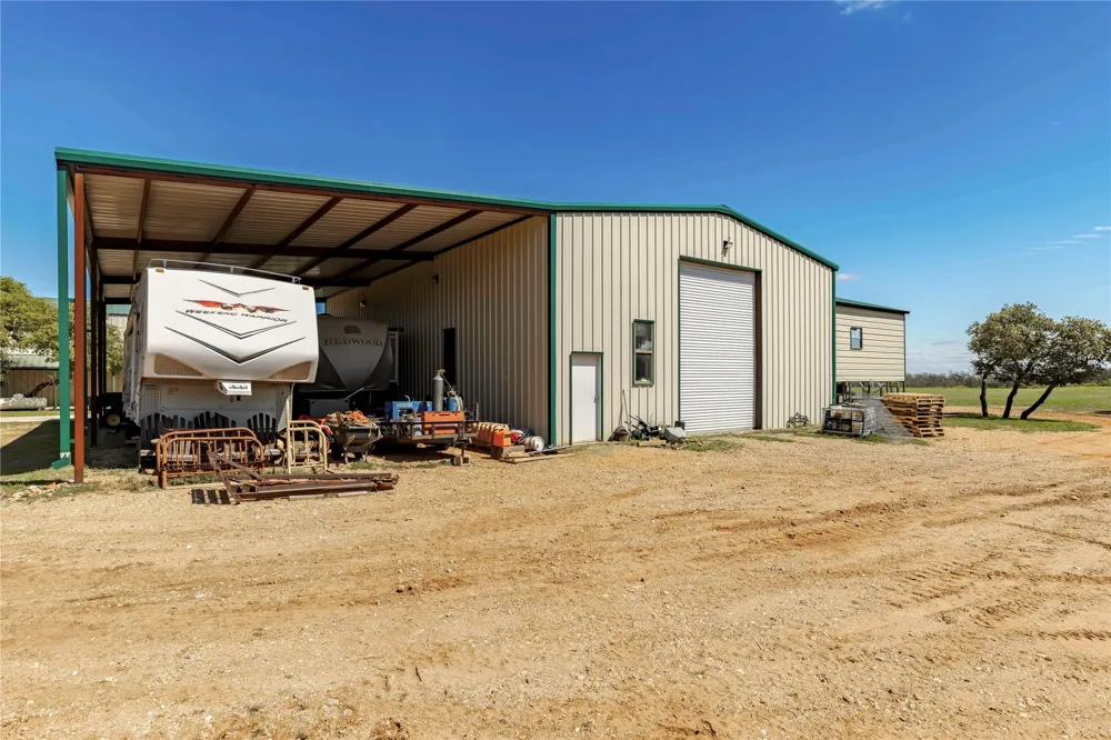 7735 Fm 502 Rochelle, TX 76872