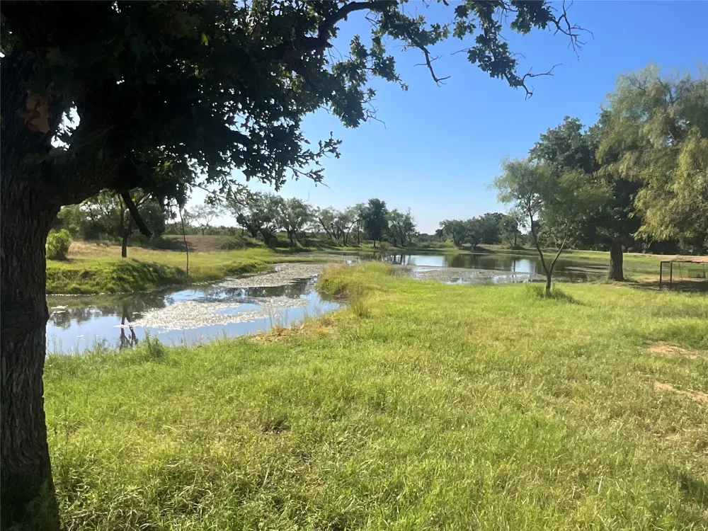 7735 Fm 502 Rochelle, TX 76872