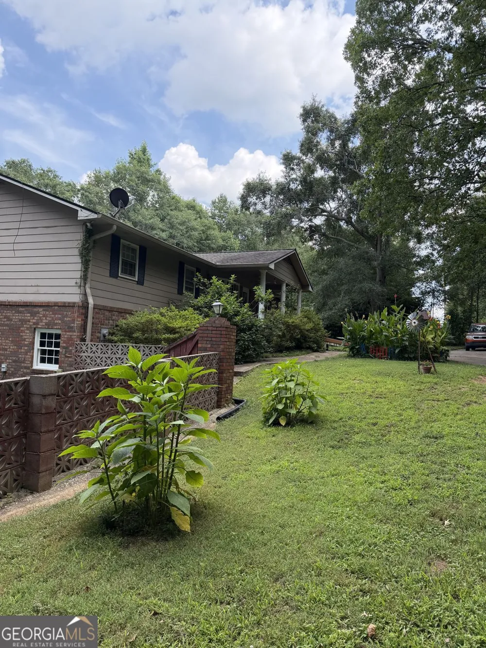 329 RIVERBEND DR Royston, GA 30662