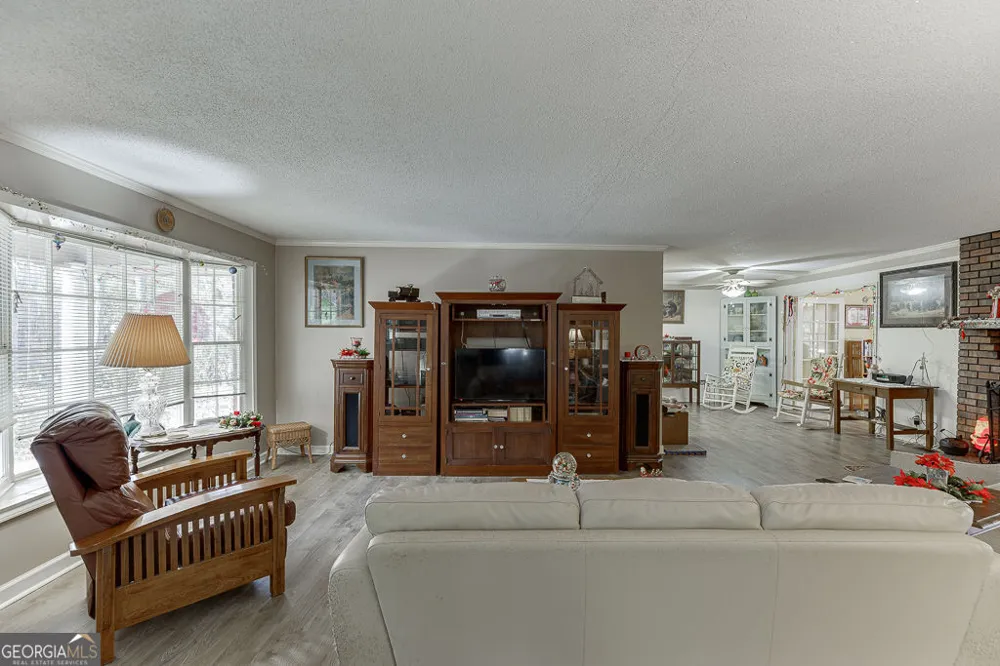329 RIVERBEND DR Royston, GA 30662