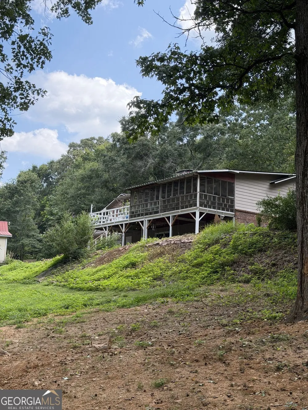 329 RIVERBEND DR Royston, GA 30662