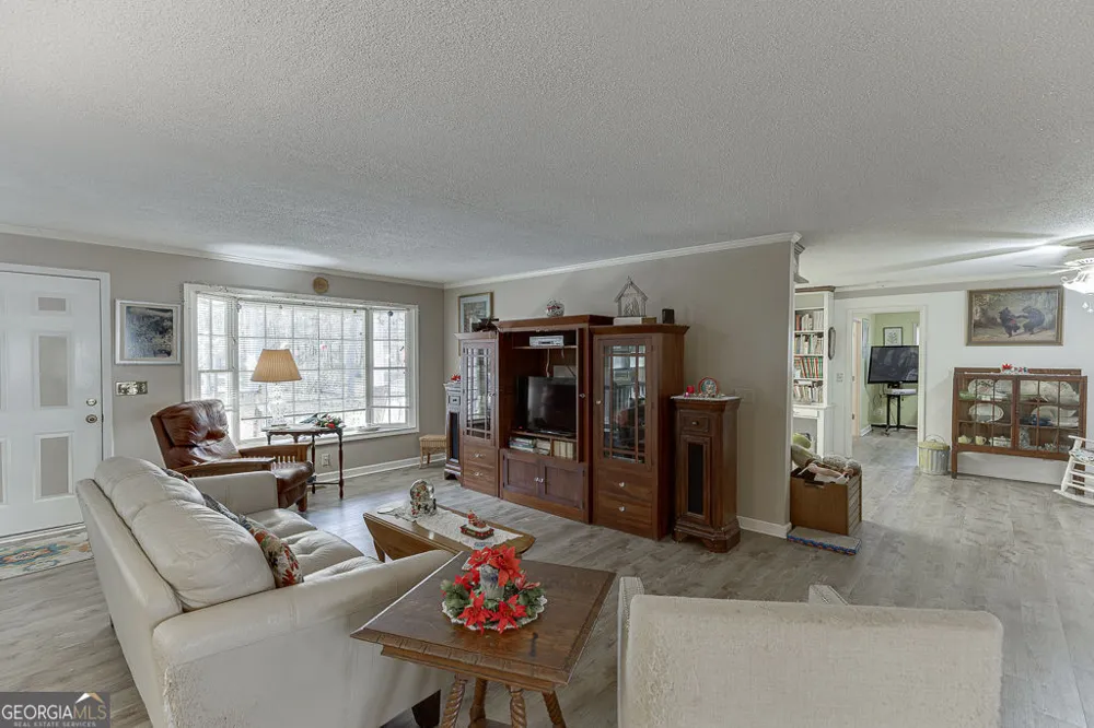 329 RIVERBEND DR Royston, GA 30662