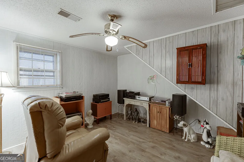 329 RIVERBEND DR Royston, GA 30662