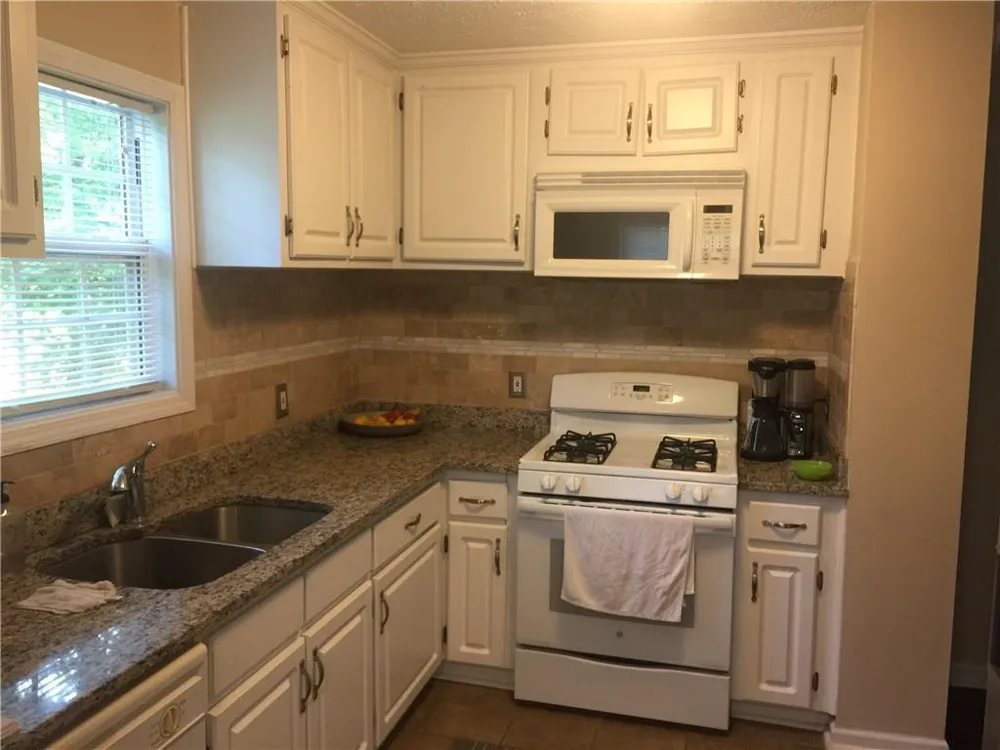 5516 Pinedale Circle Sugar Hill, GA 30518