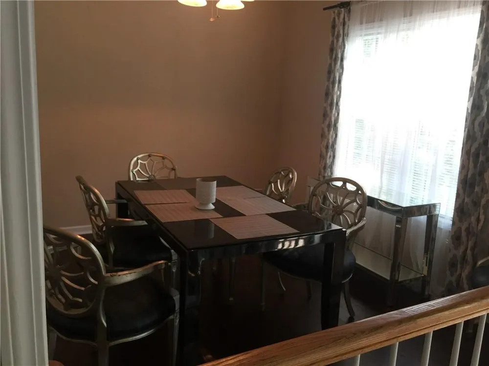 5516 Pinedale Circle Sugar Hill, GA 30518