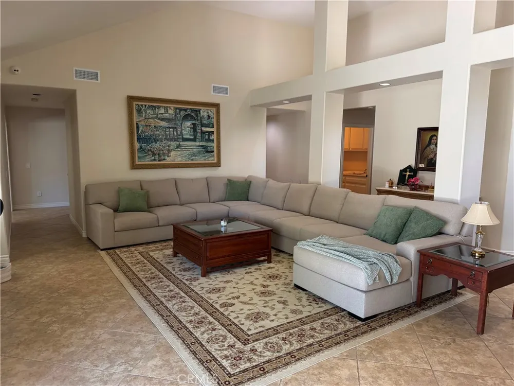 2017 Windemere Way Upland, CA 91784