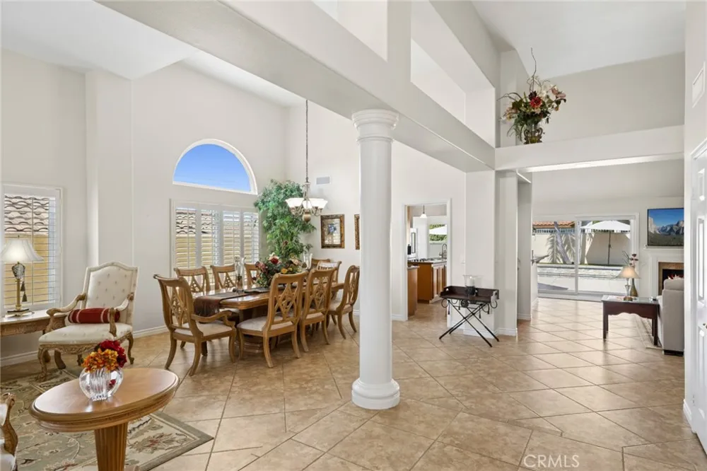 2017 Windemere Way Upland, CA 91784
