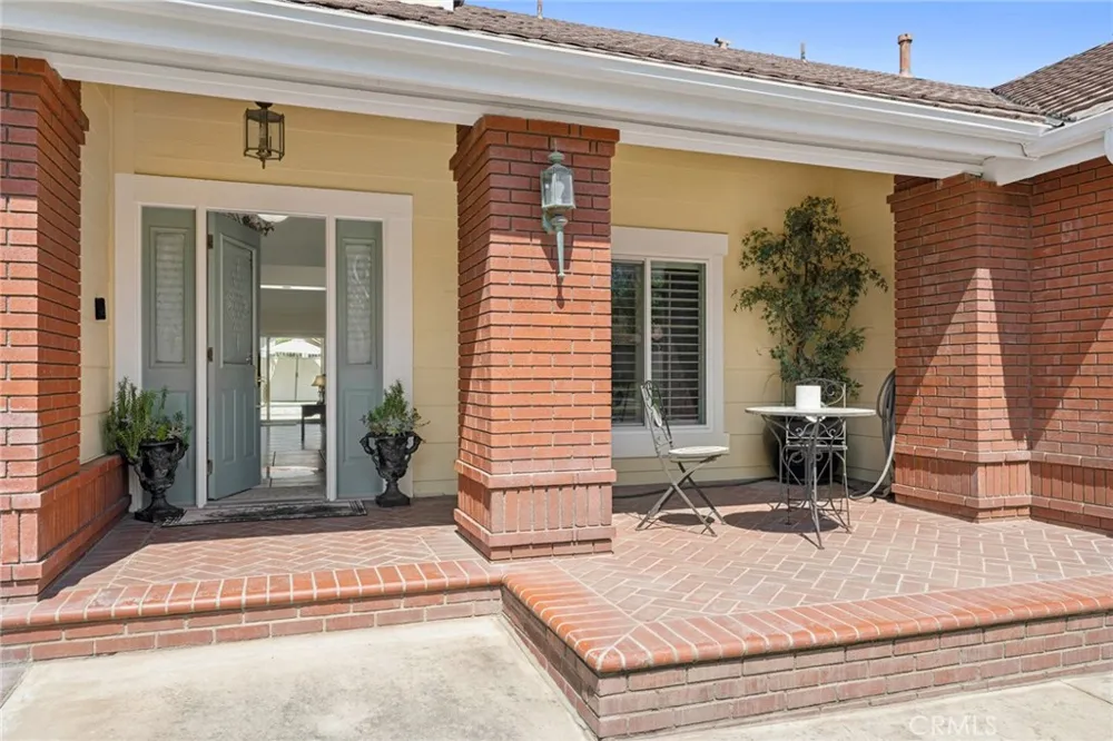 2017 Windemere Way Upland, CA 91784