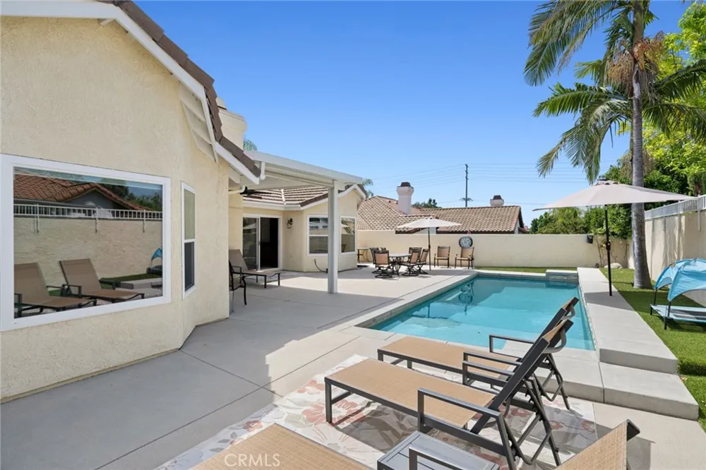 2017 Windemere Way Upland, CA 91784