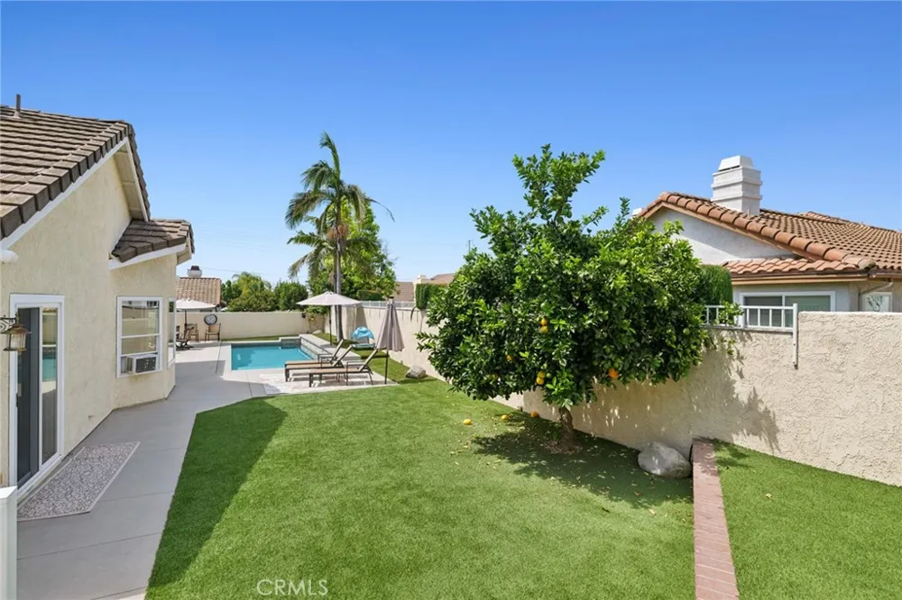 2017 Windemere Way Upland, CA 91784
