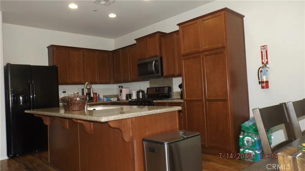 2324 Hay Market Rosamond, CA 93560